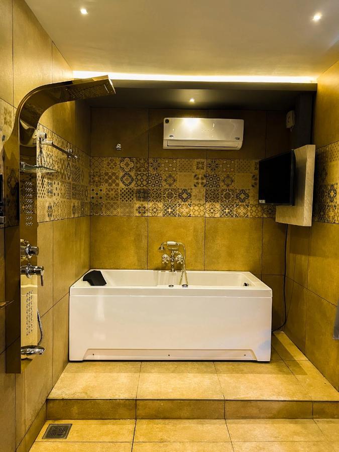 Bbc Luxury Apartments Perintalmanna ภายนอก รูปภาพ