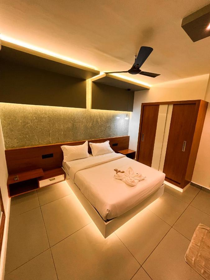 Bbc Luxury Apartments Perintalmanna ภายนอก รูปภาพ