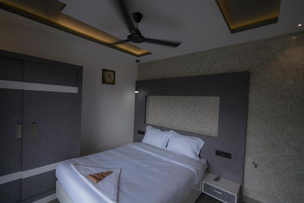 Bbc Luxury Apartments Perintalmanna ภายนอก รูปภาพ